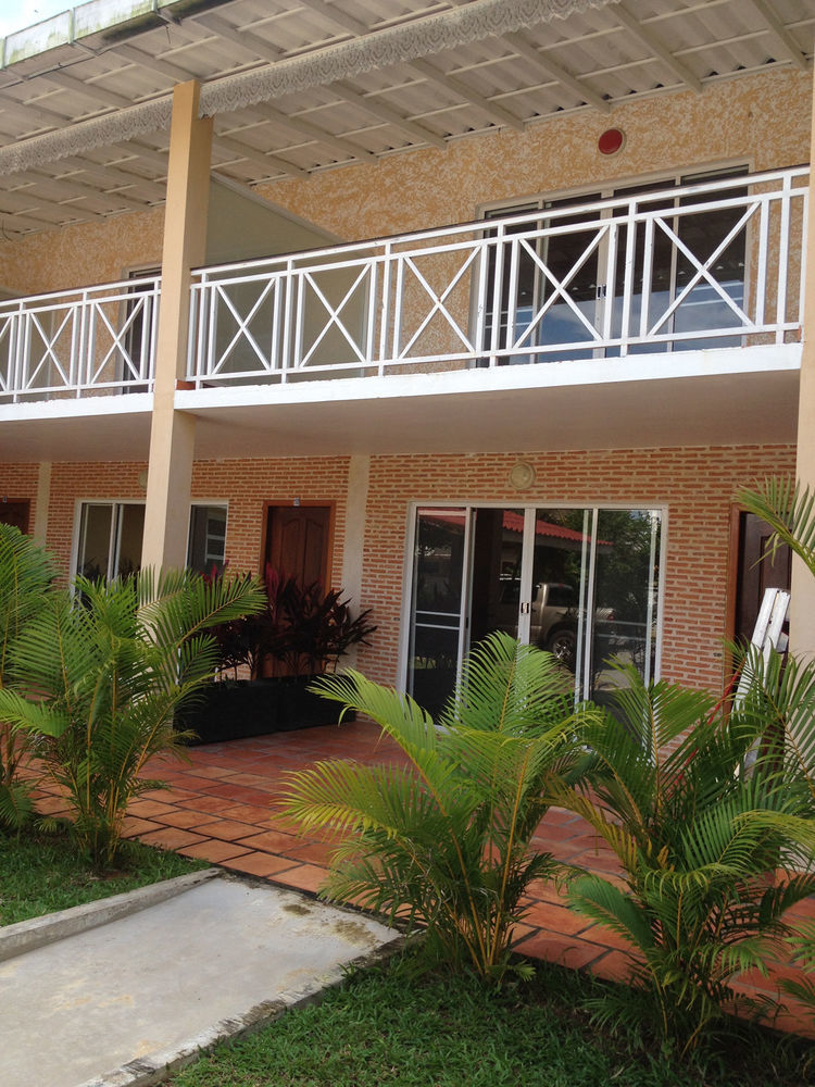 French Garden Resort Σίχανουκβιλ Εξωτερικό φωτογραφία